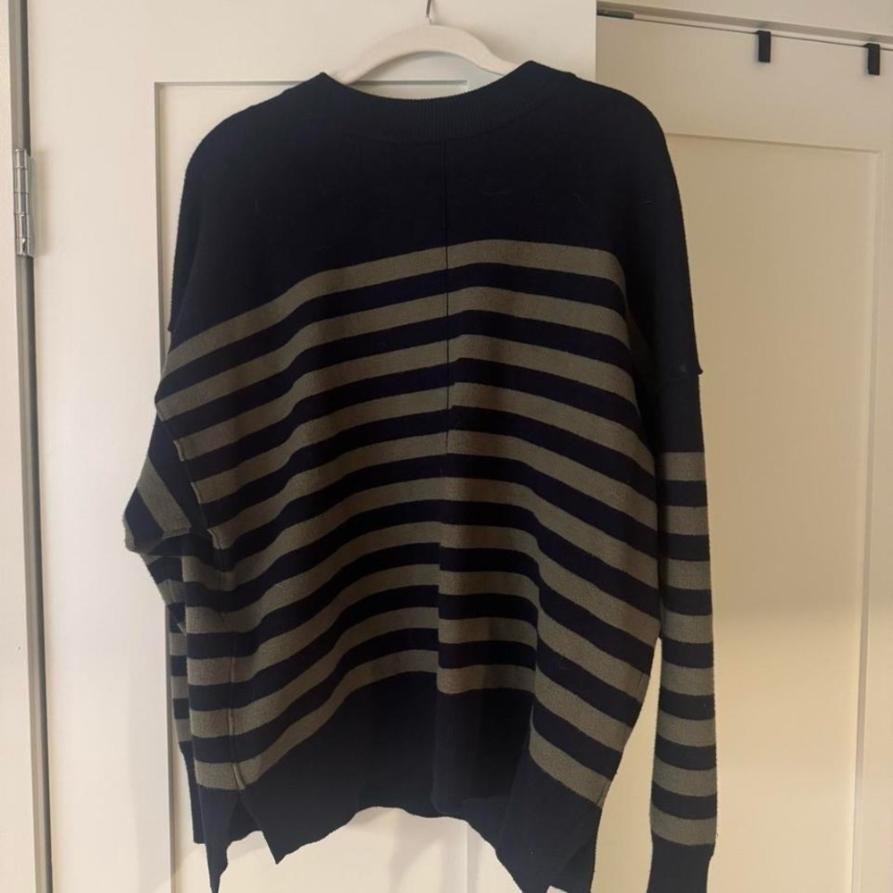 Zara Striped Sweater - Picture 2 of 4